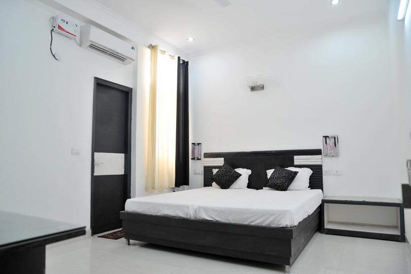 Aura Suites 구르가온 외부 사진